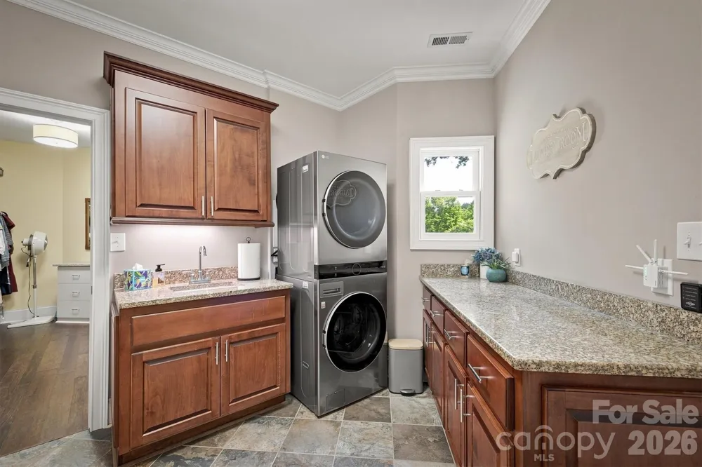 5504 Cedar Cove Way Lenoir, NC 28645