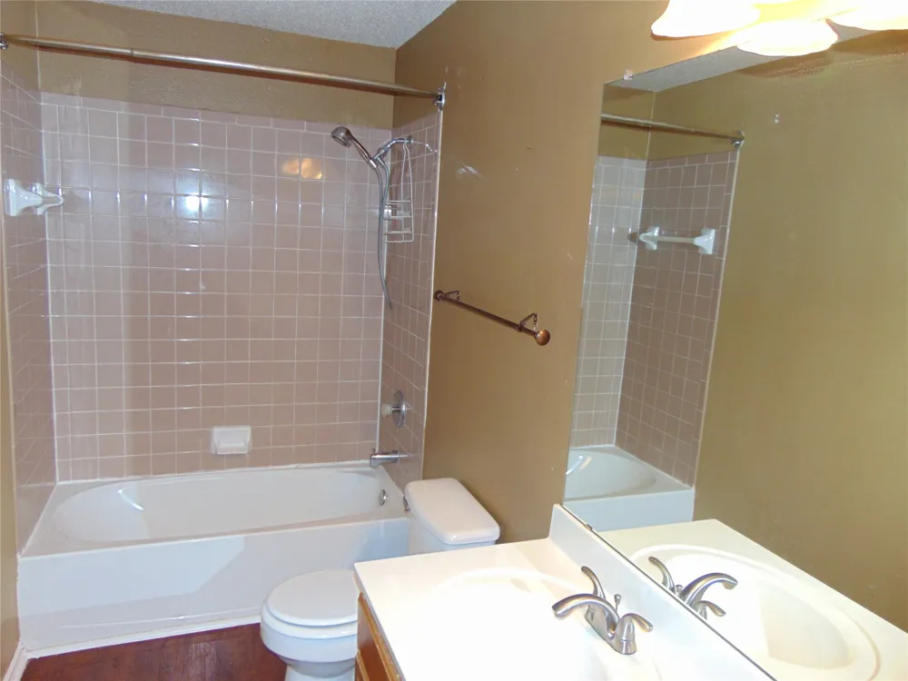 7009 Oconnor Street Arlington, TX 76002