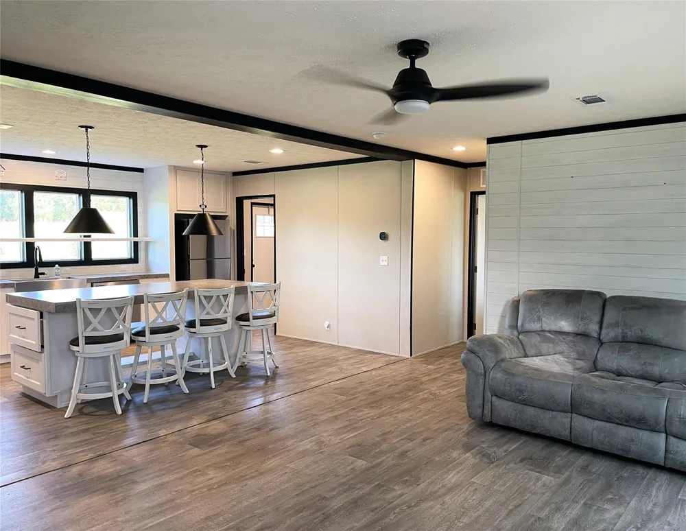 332 County Road 691 Teague, TX 75860