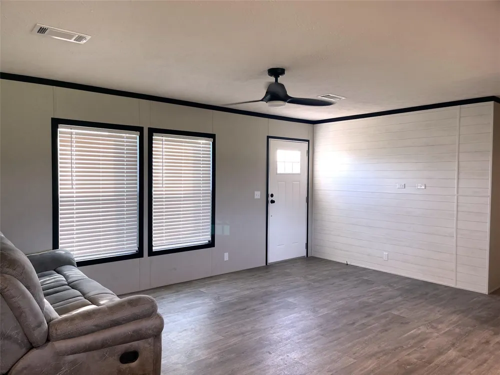 332 County Road 691 Teague, TX 75860