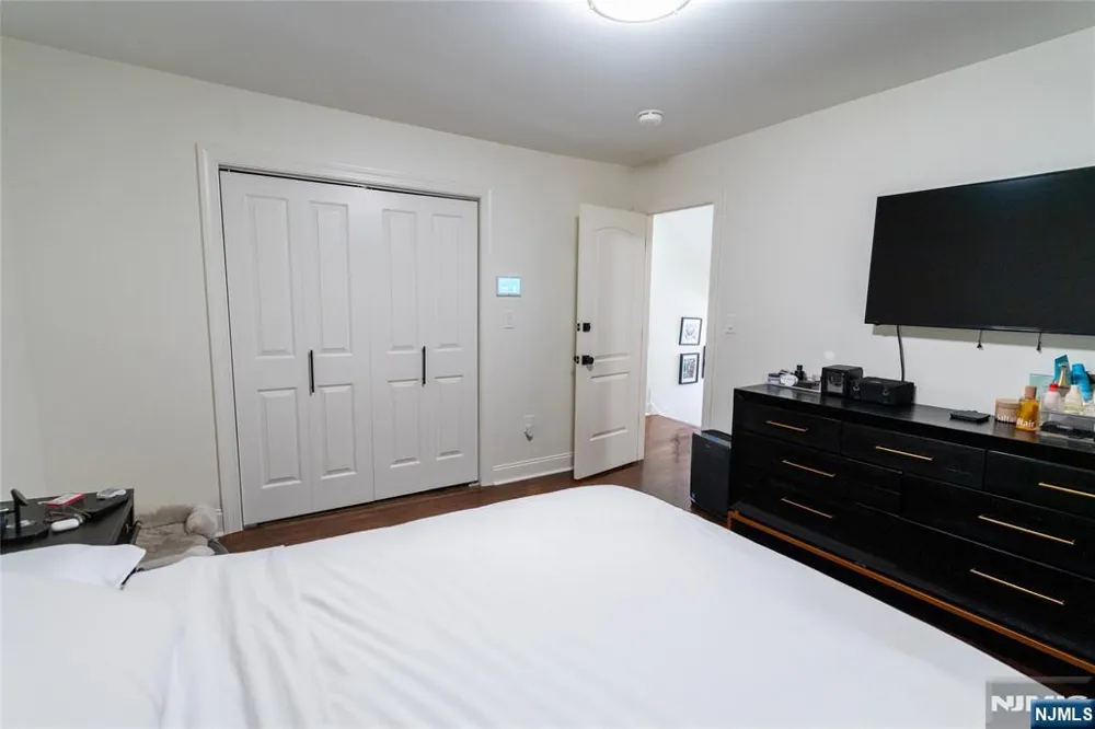 246 Stirling Avenue Orange, NJ 07050