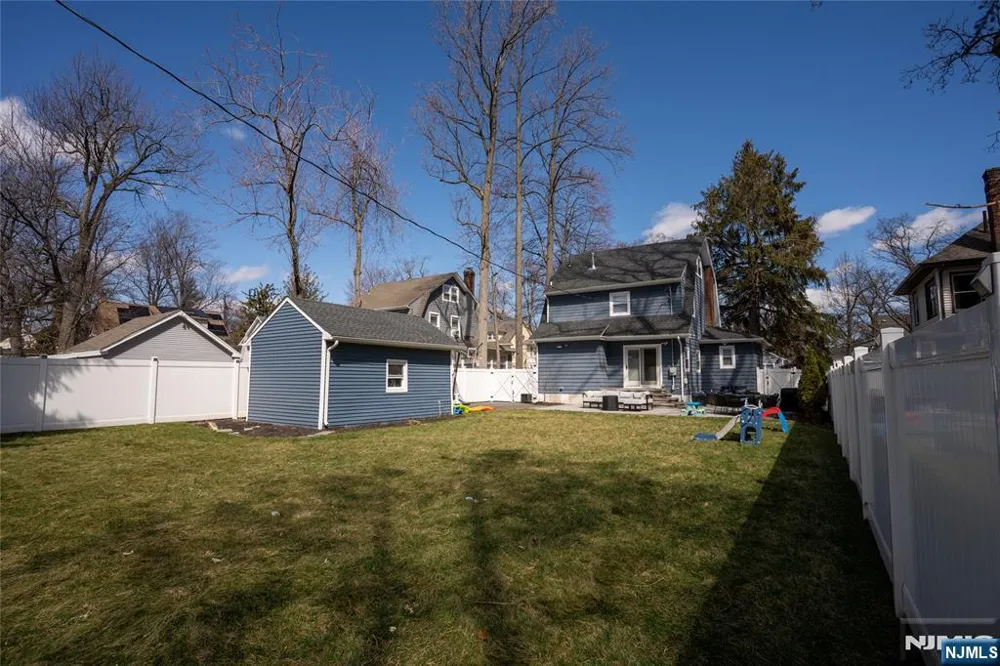 246 Stirling Avenue Orange, NJ 07050