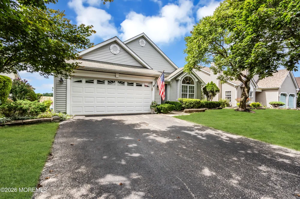 155 Skyline Drive Lakewood, NJ 08701