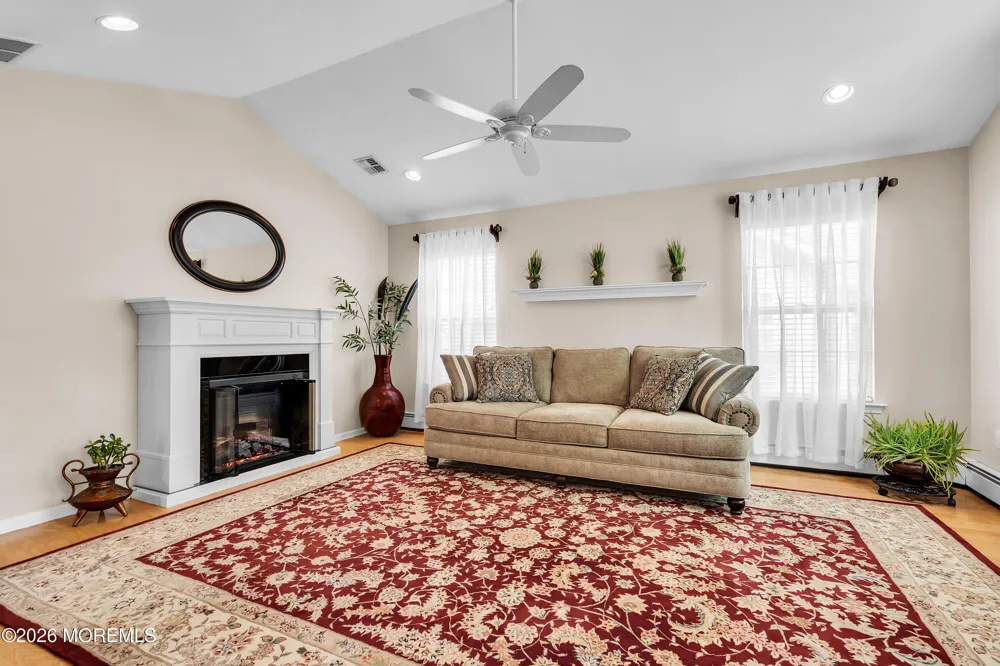 155 Skyline Drive Lakewood, NJ 08701