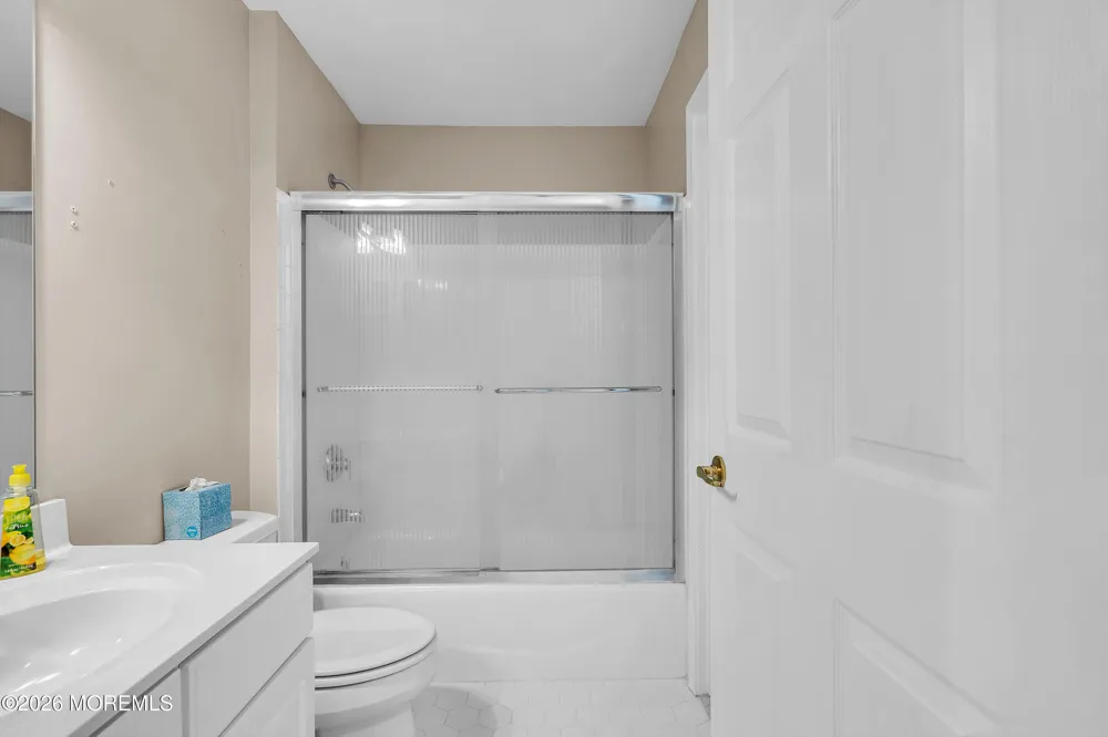 155 Skyline Drive Lakewood, NJ 08701