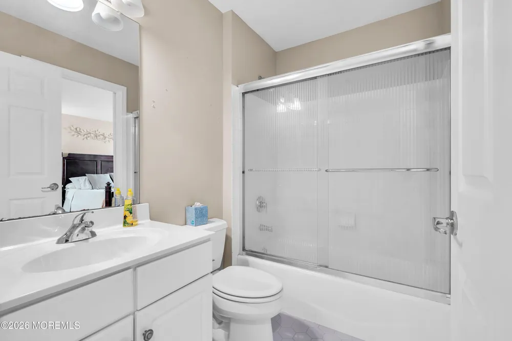 155 Skyline Drive Lakewood, NJ 08701