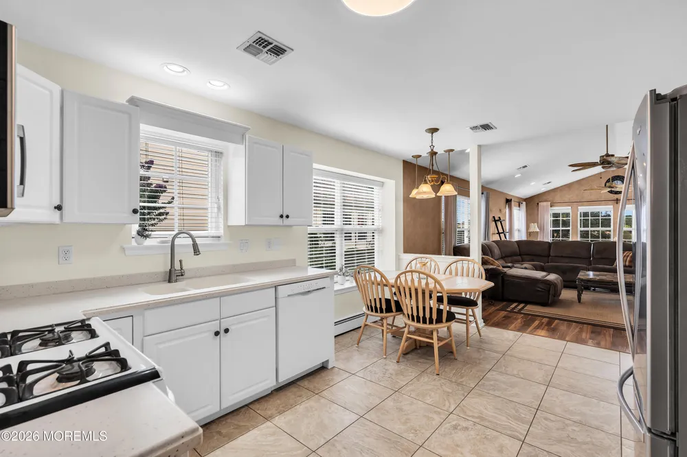155 Skyline Drive Lakewood, NJ 08701