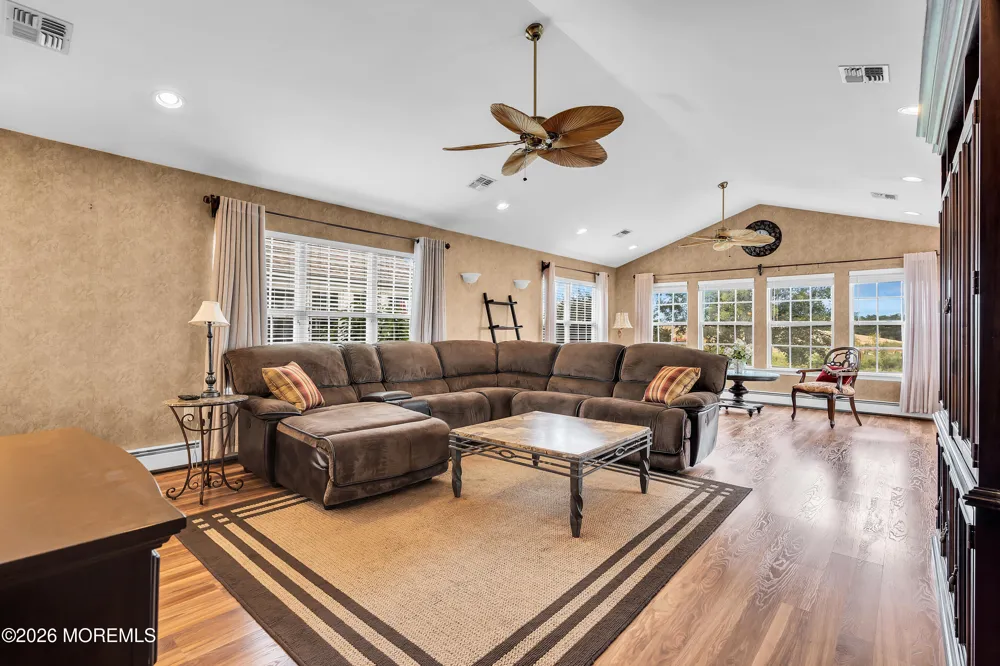 155 Skyline Drive Lakewood, NJ 08701