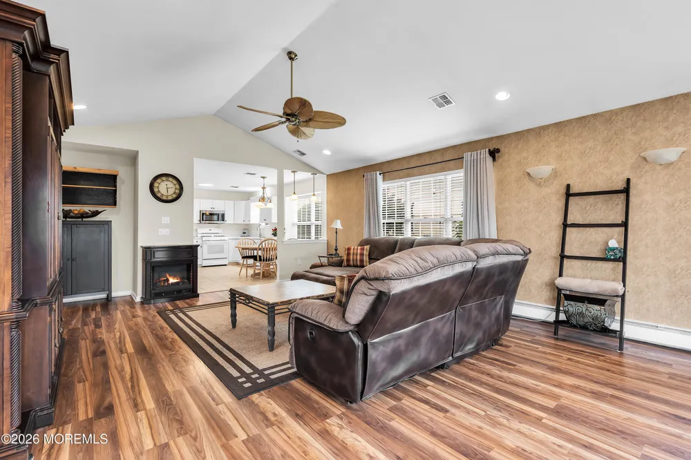 155 Skyline Drive Lakewood, NJ 08701