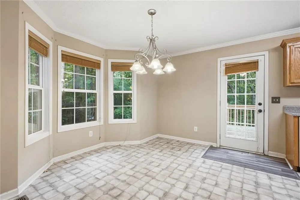 50 Oak Grove Lane NW Adairsville, GA 30103