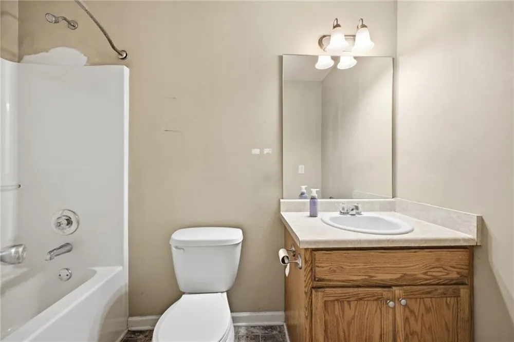 50 Oak Grove Lane NW Adairsville, GA 30103