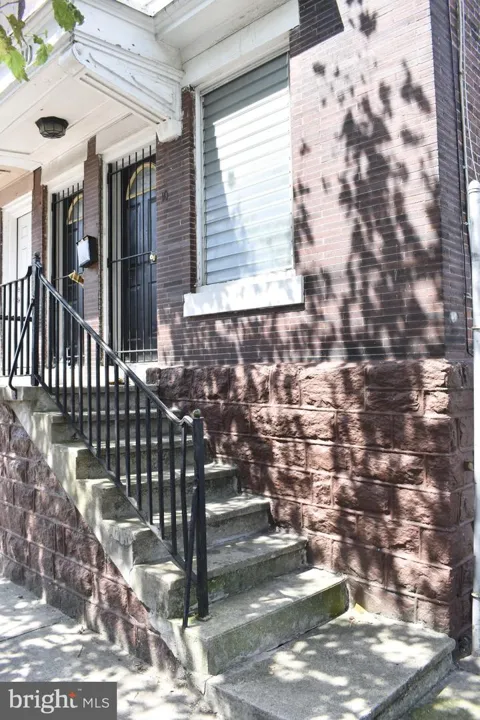 10 S 62ND STREET