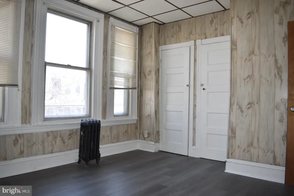 10 S 62ND STREET Philadelphia, PA 19139