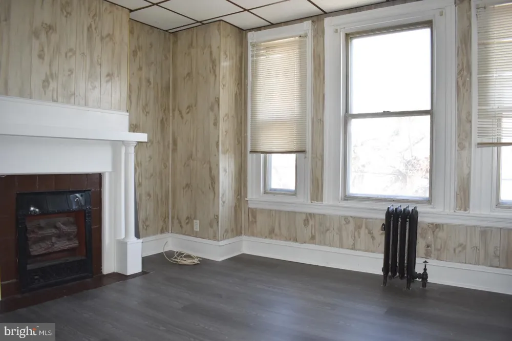 10 S 62ND STREET Philadelphia, PA 19139