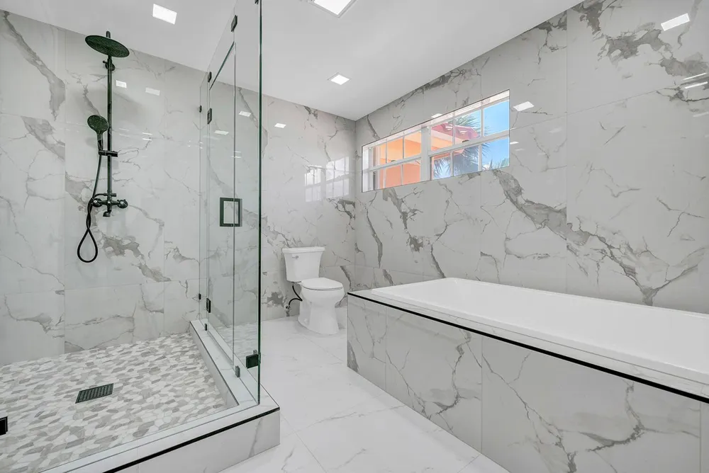 10820 BUTTONWOOD LAKE DRIVE Boca Raton, FL 33498