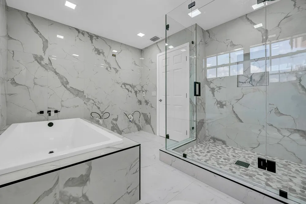 10820 BUTTONWOOD LAKE DRIVE Boca Raton, FL 33498