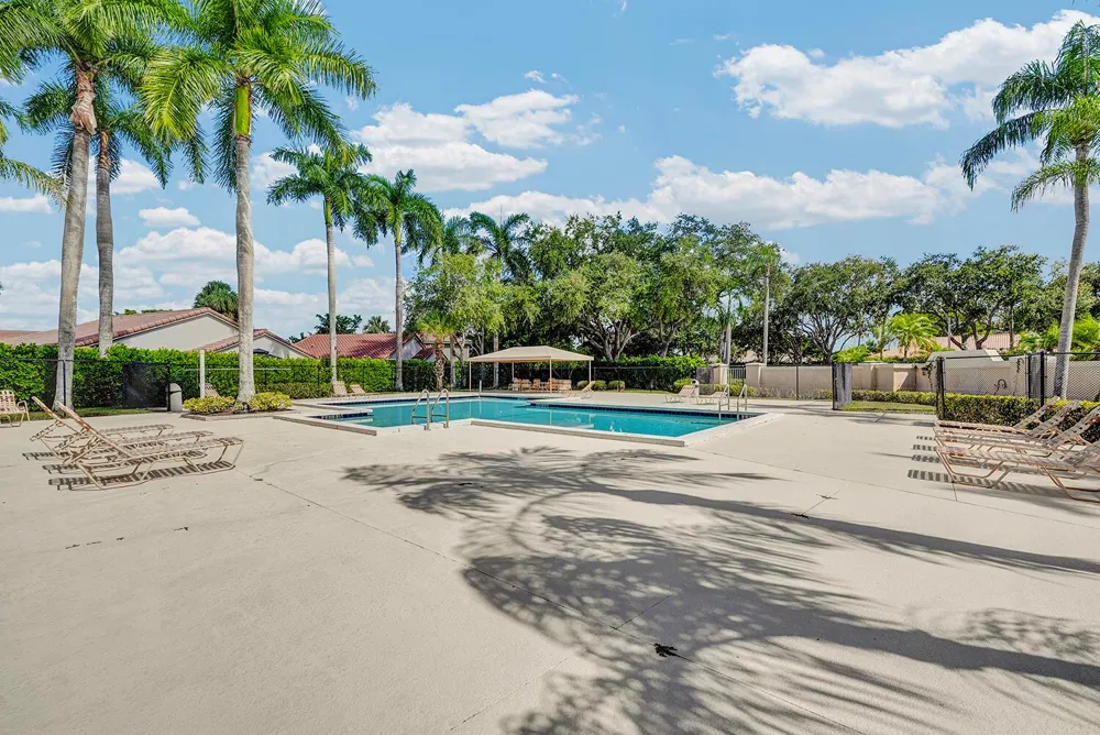 10820 BUTTONWOOD LAKE DRIVE Boca Raton, FL 33498