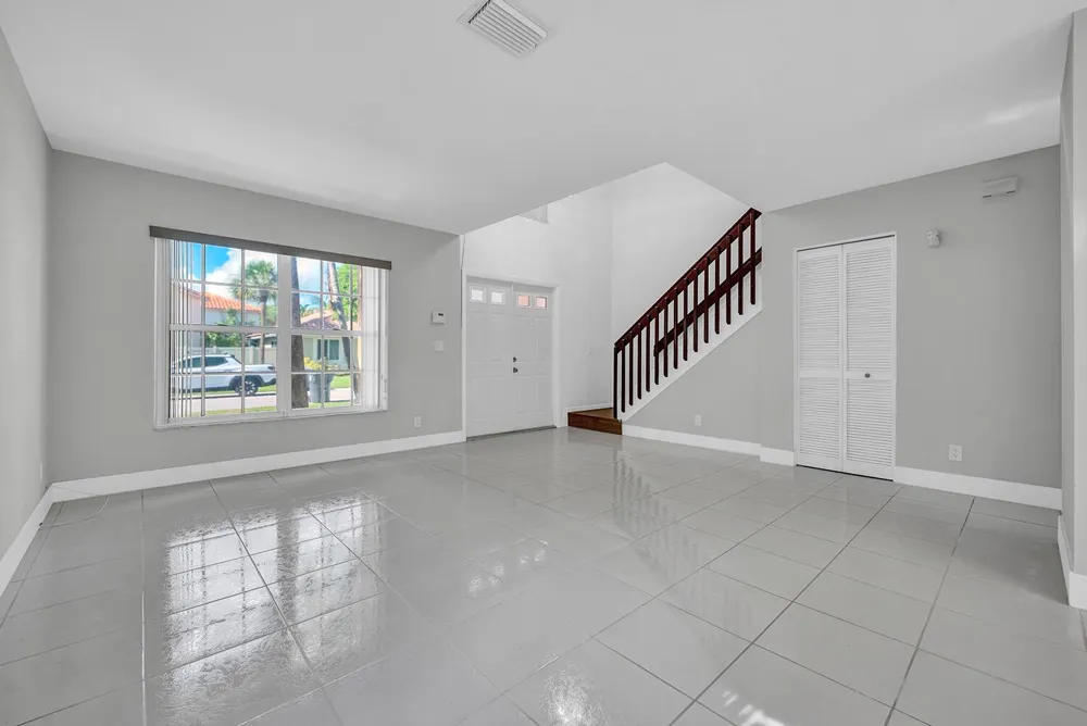 10820 BUTTONWOOD LAKE DRIVE Boca Raton, FL 33498