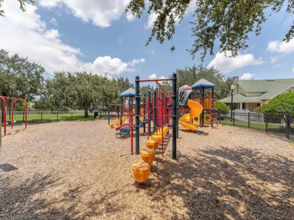 12946 GROVEHURST AVENUE Winter Garden, FL 34787