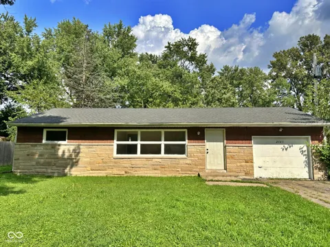 2725 Kristen Drive W