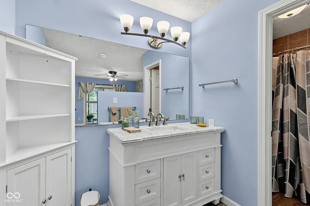 1006 Barry Drive Lebanon, IN 46052