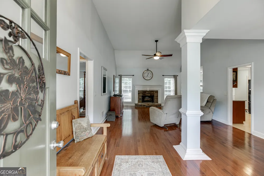 646 Forest Pine DR Ball Ground, GA 30107