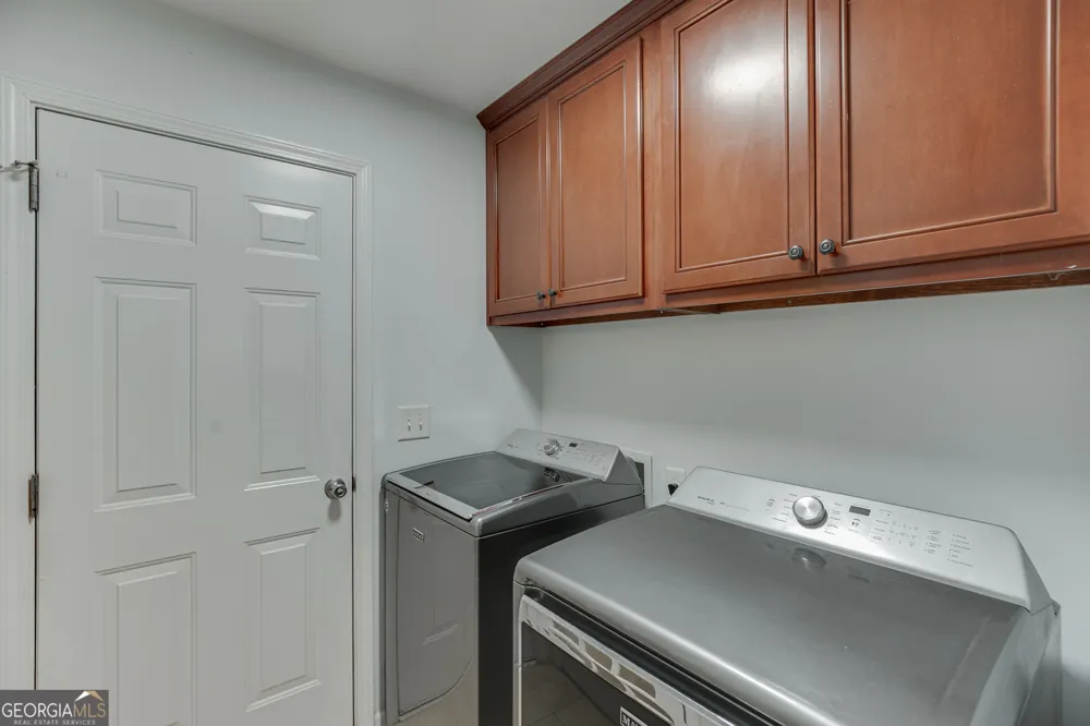 646 Forest Pine DR Ball Ground, GA 30107