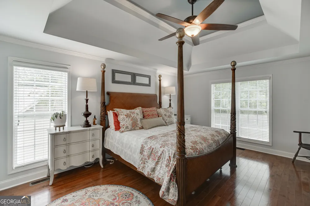 646 Forest Pine DR Ball Ground, GA 30107