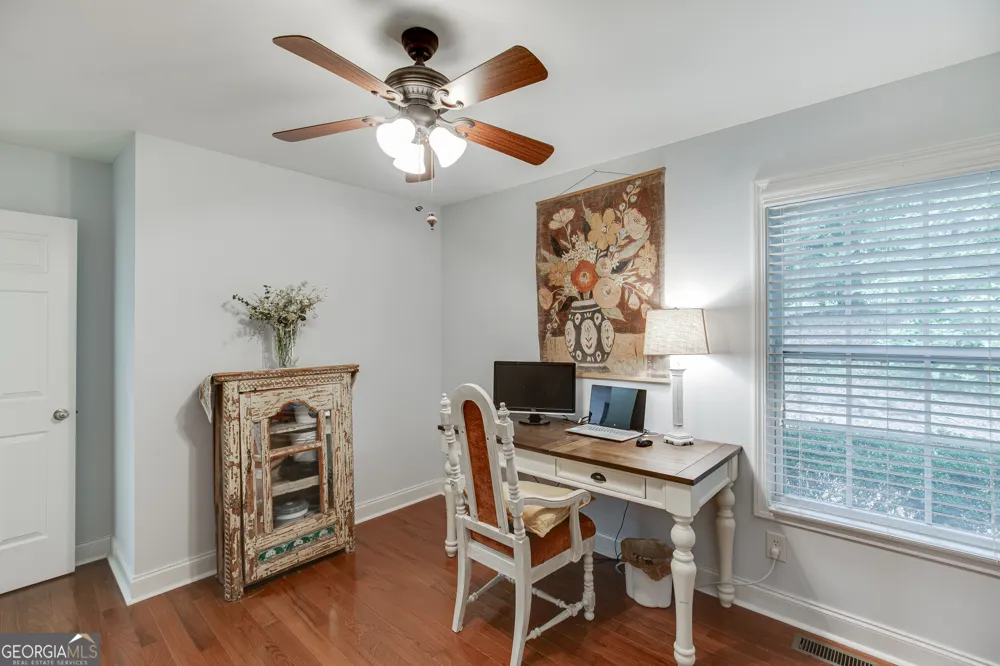 646 Forest Pine DR Ball Ground, GA 30107