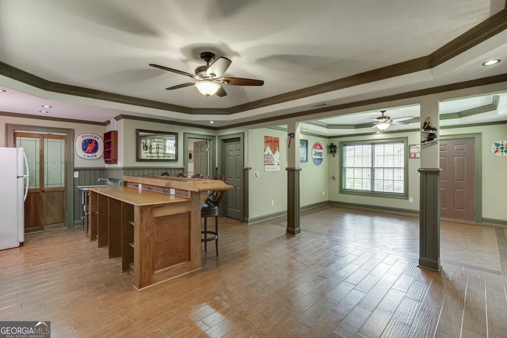 646 Forest Pine DR Ball Ground, GA 30107
