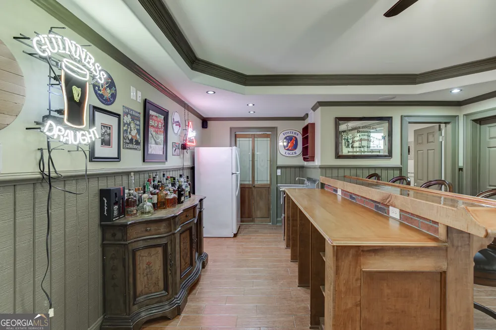 646 Forest Pine DR Ball Ground, GA 30107