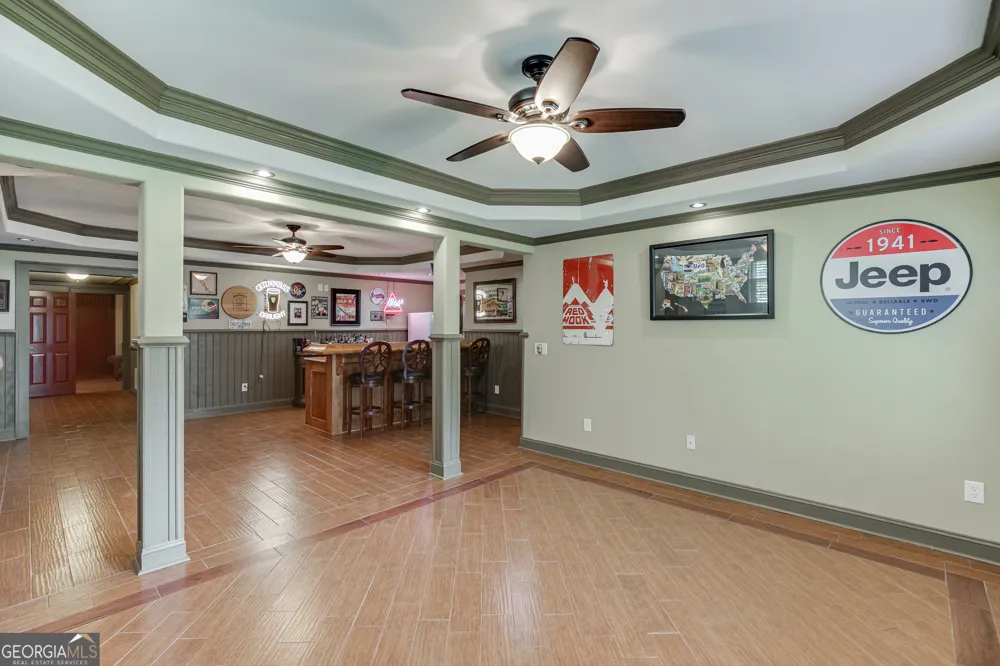 646 Forest Pine DR Ball Ground, GA 30107