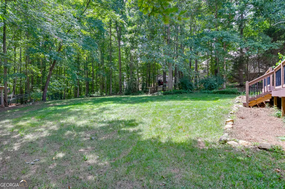 646 Forest Pine DR Ball Ground, GA 30107