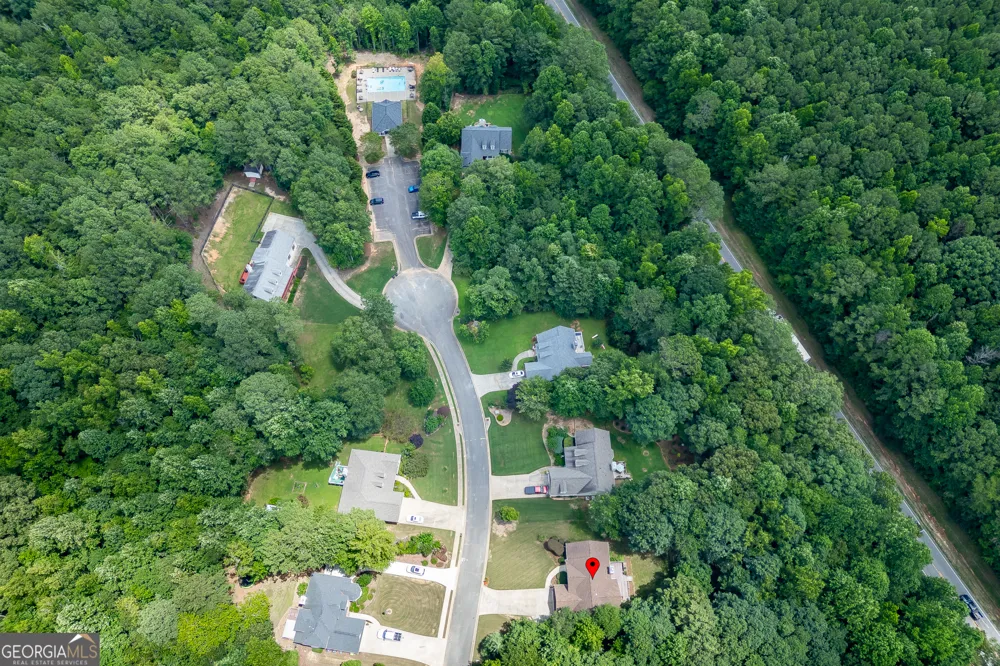 646 Forest Pine DR Ball Ground, GA 30107