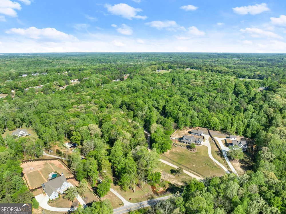 360 Davenport RD Braselton, GA 30517