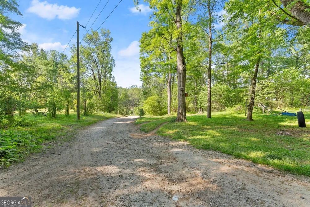 360 Davenport RD Braselton, GA 30517
