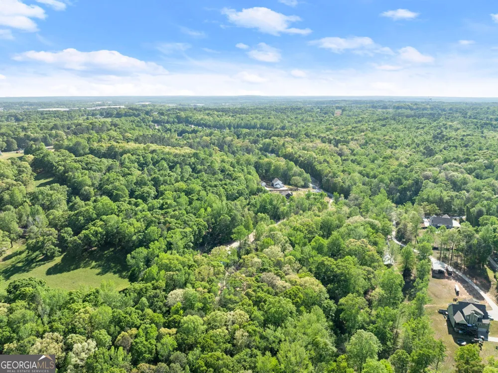 360 Davenport RD Braselton, GA 30517