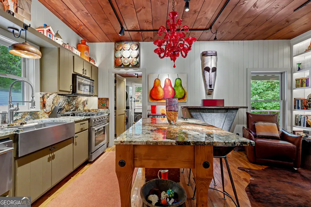 464 Myrtle Lane Clayton, GA 30525