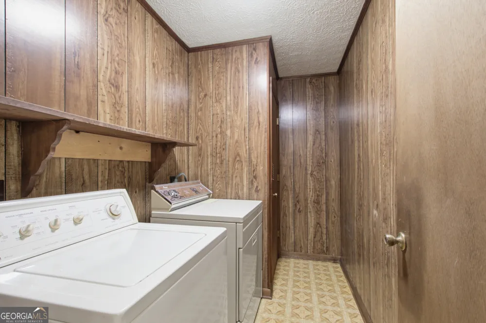 3863 Highway 105 Baldwin, GA 30511