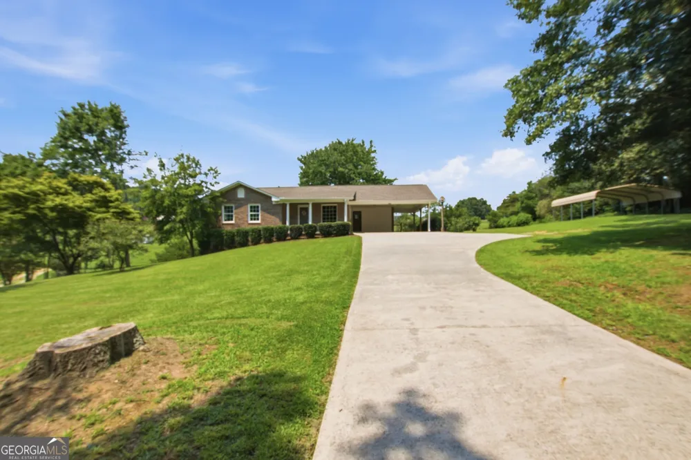 3863 Highway 105 Baldwin, GA 30511