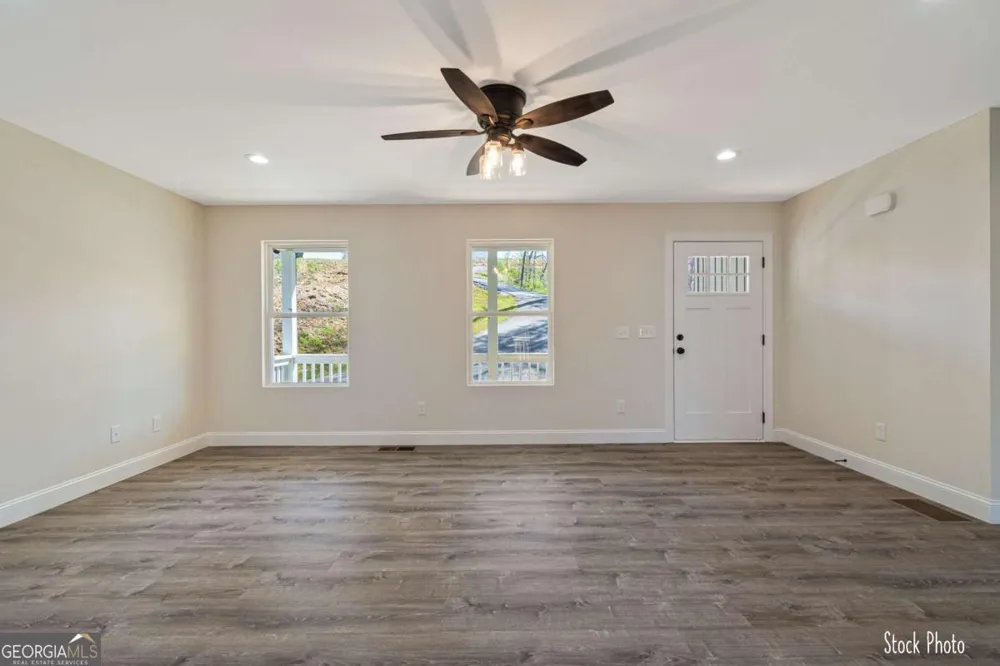 350 Grand Oak LN Dahlonega, GA 30533