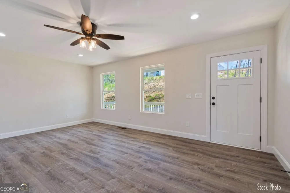 350 Grand Oak LN Dahlonega, GA 30533