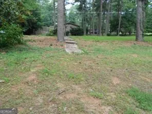 411 Safari CIR Stone Mountain, GA 30083