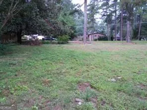 411 Safari CIR Stone Mountain, GA 30083
