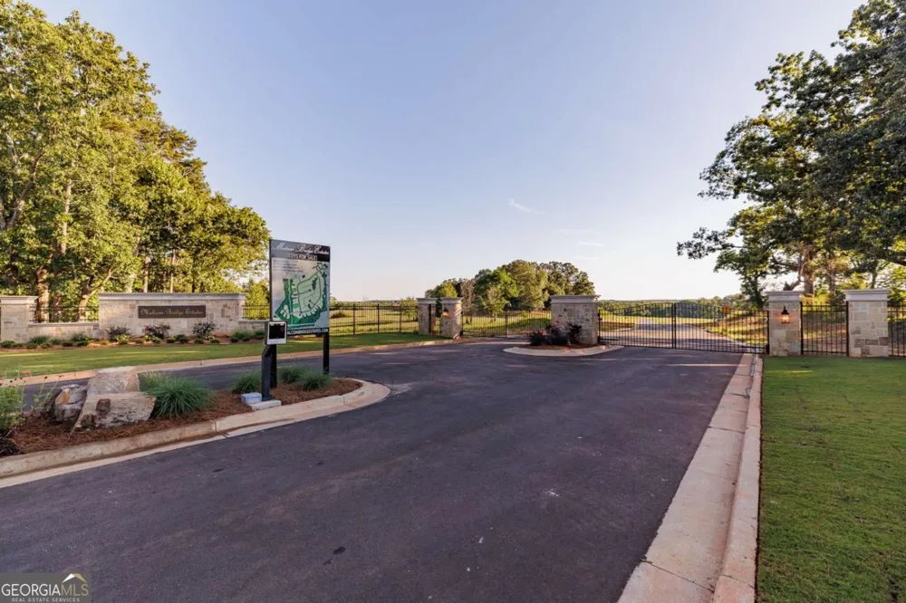 2789 Malcom Estates RDG Bogart, GA 30622