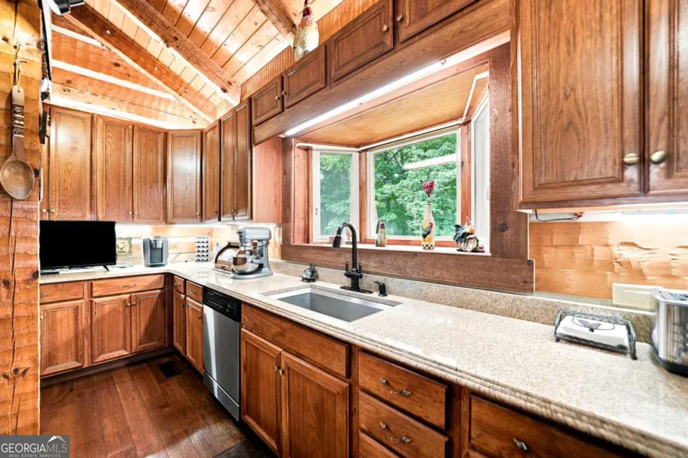 116 Hidden Cove DR Ball Ground, GA 30107