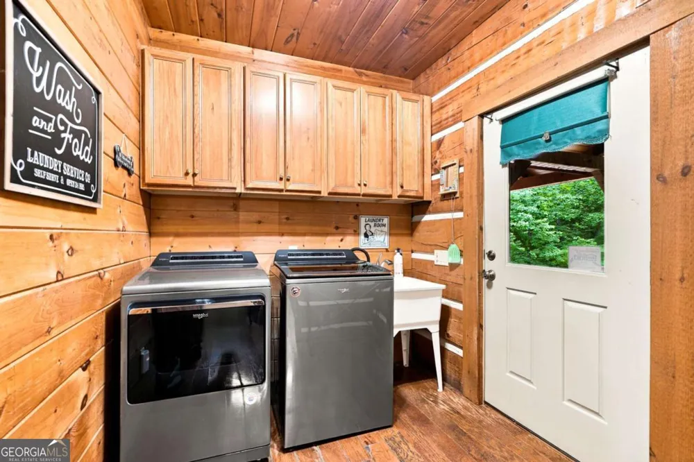 116 Hidden Cove DR Ball Ground, GA 30107