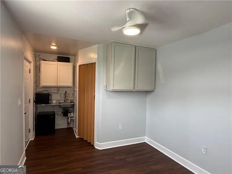 4843 Old Dixie HWY Forest Park, GA 30297