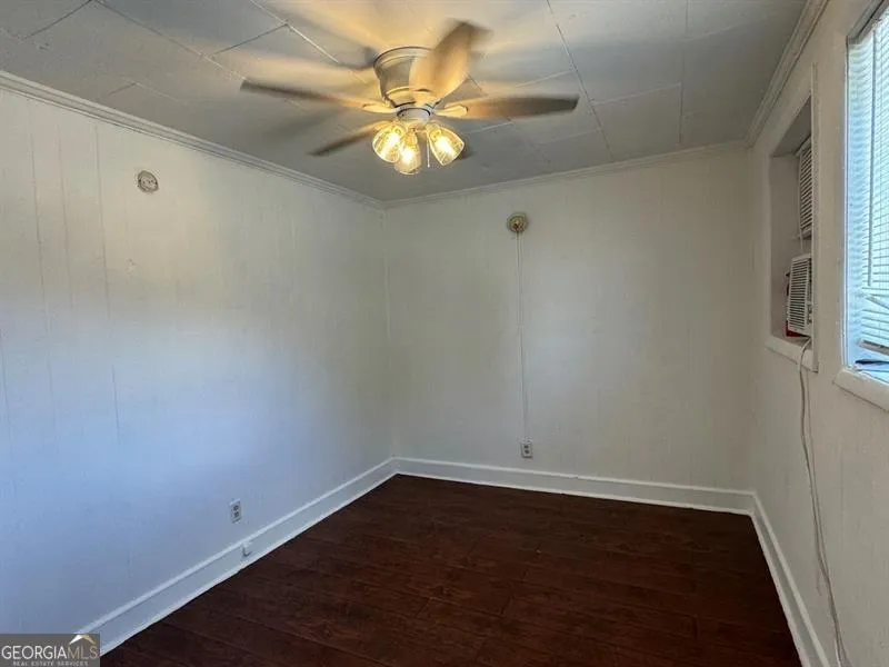 4843 Old Dixie HWY Forest Park, GA 30297