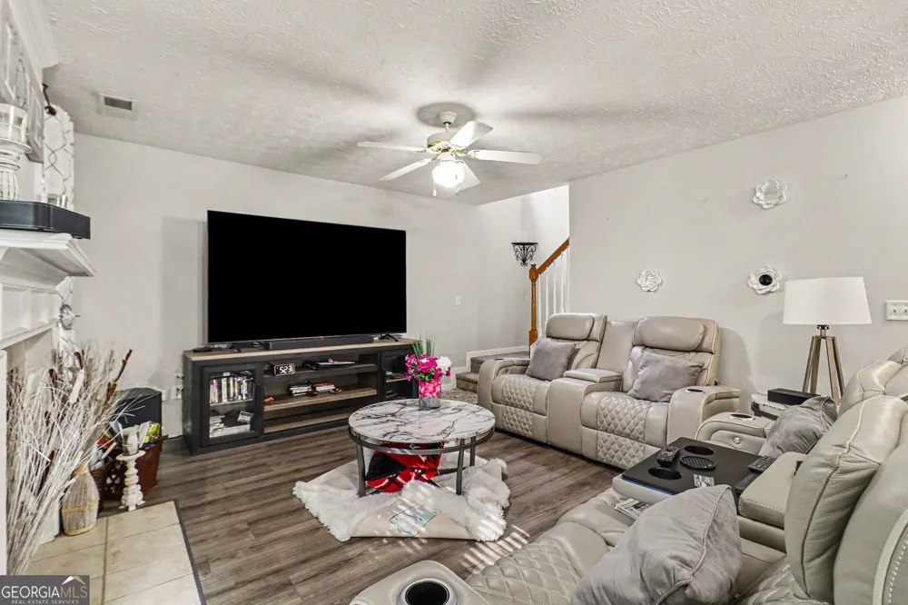 8280 Mayfern DR Fairburn, GA 30213